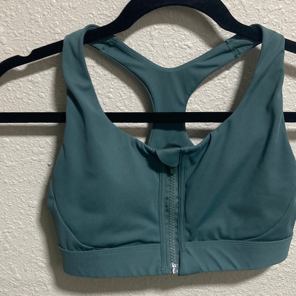 Avia‎ front closure, activewear sports bra size small - Picture 2 of 6
